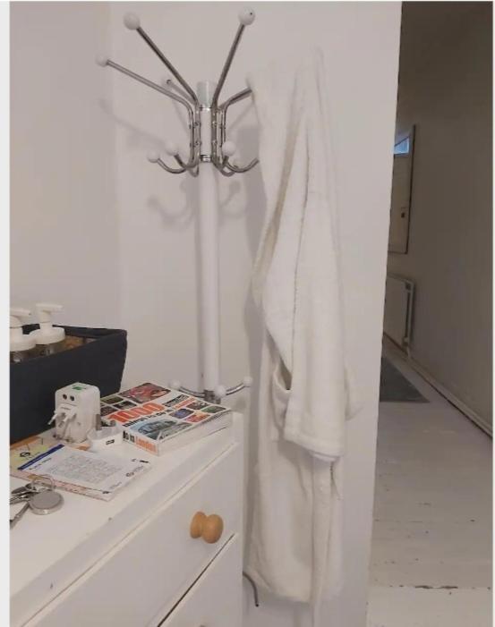 Centrel To London Single Bed Room Quiet Home With Host And Breakfast Exterior foto